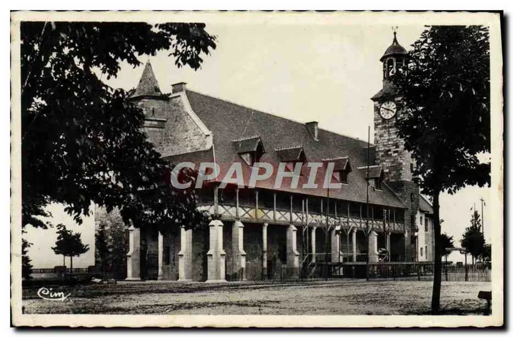 Montluçon (Allier) — O Velho Castelo — Cim - Frente