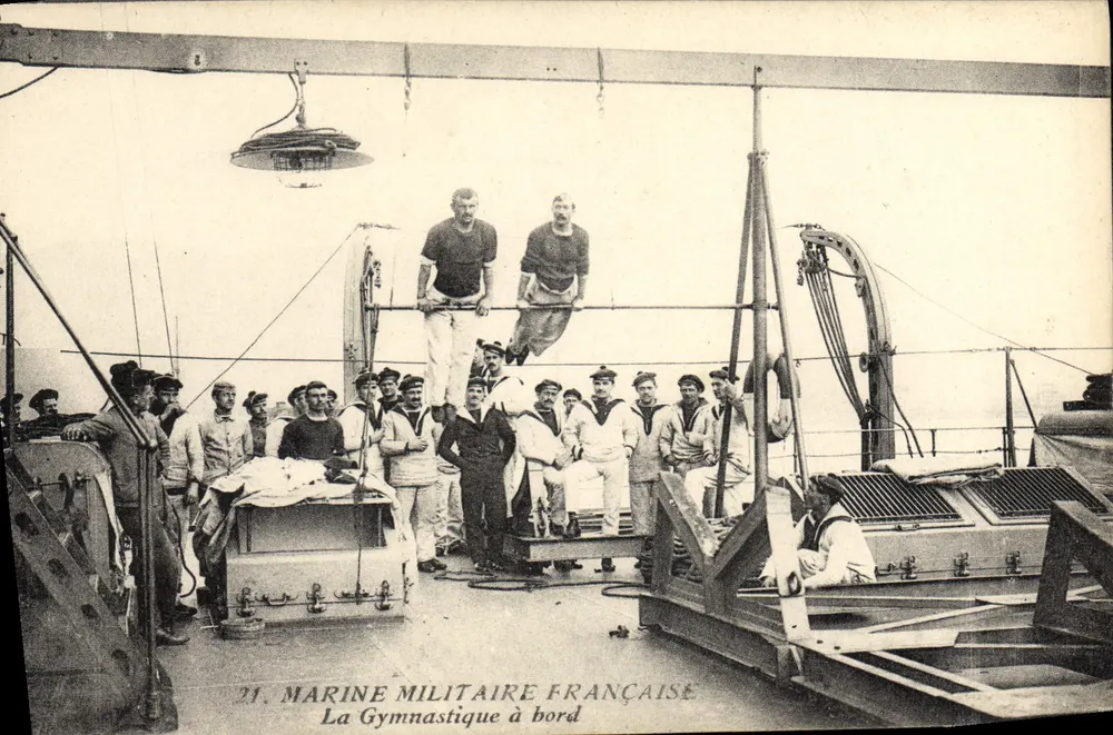 Französische Marine — Gymnastik an Bord — Serie 21 - Vorderseite
