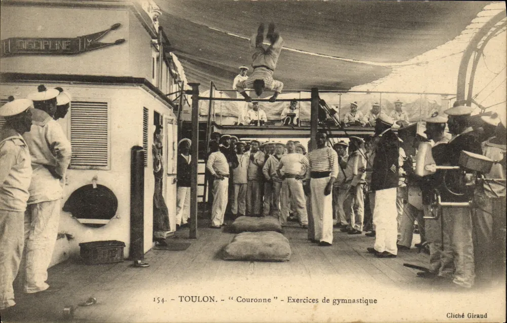 Toulon — « Couronne » — Gymnastikübungen — Cliché Giraud - Vorderseite