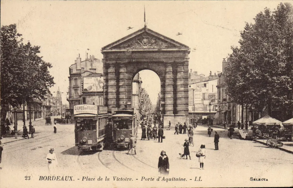 Bordeaux - Place de la Victoire - Porte d'Aquitaine — Selecta, n°23 - Vorderseite