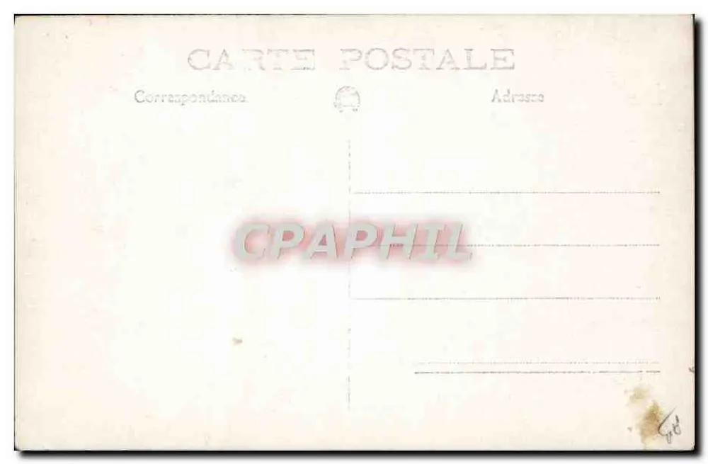Grupo em um automóvel — Tour de castelo no fundo — Editor não identificado - Verso