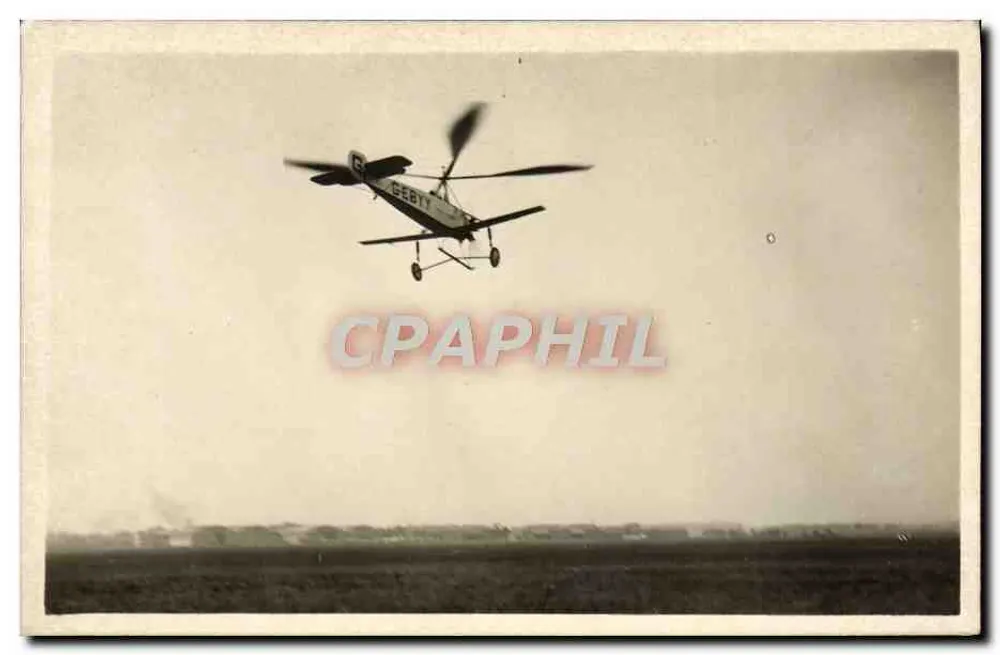 Landwirtschaftliches Flugzeug in der Luft — CEBYT - Vorderseite