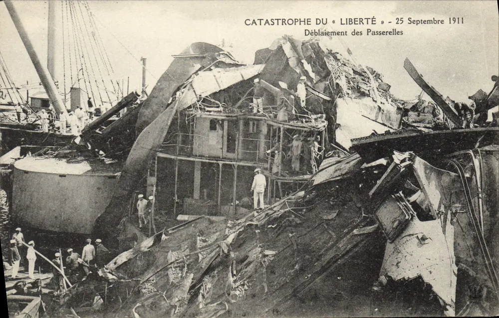 Katastrophe des « Liberté » — Beseitigung der Passerelles — 25. September 1911 - Vorderseite