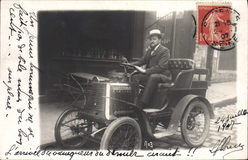 Automobilist in Parijs — aankomst van het « eerste circuit » — R. Guillaume, Parijs, n°1103 - Voorkant