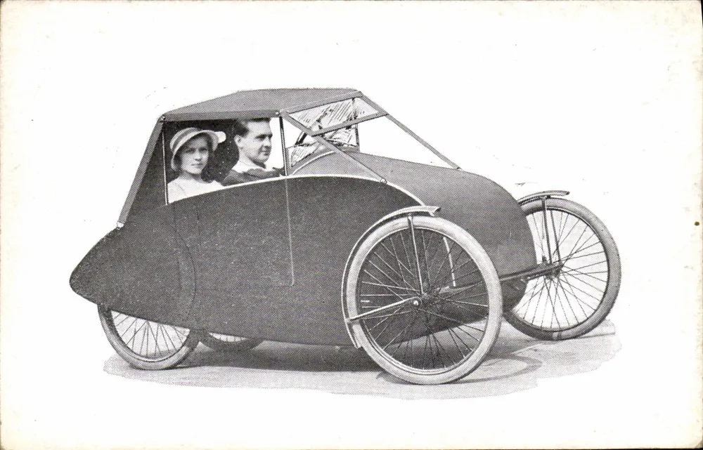 Comfort-Vélocar mit Schutzschirm — kommerzielle Ausgabe — - Vorderseite