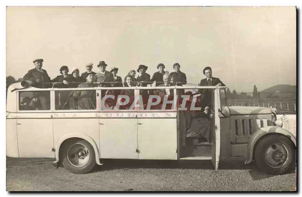 Gruppe von Personen auf einem Bus — Lourdes — Seriennummer nicht sichtbar - Vorderseite