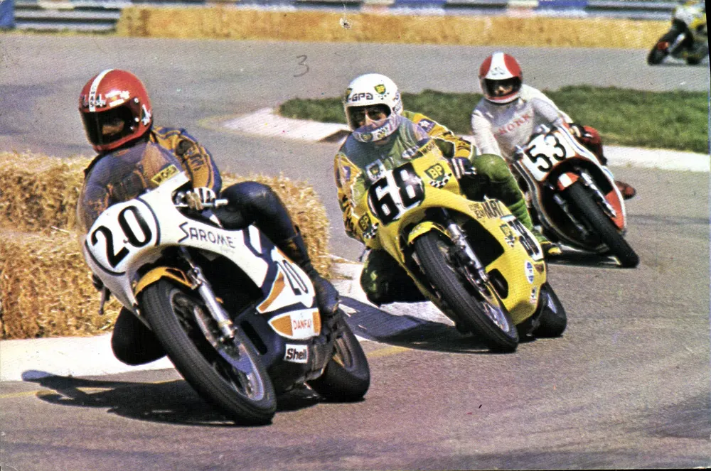 Motorradrennen auf der Straße — 1976 - Vorderseite