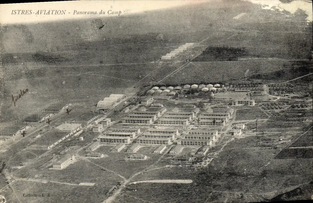 ISTRES-AVIATION - Panorama des Lagers — Sammlung L. A. - Vorderseite