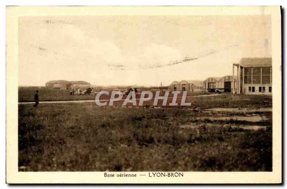 Base aérea — LYON-BRON - Frente