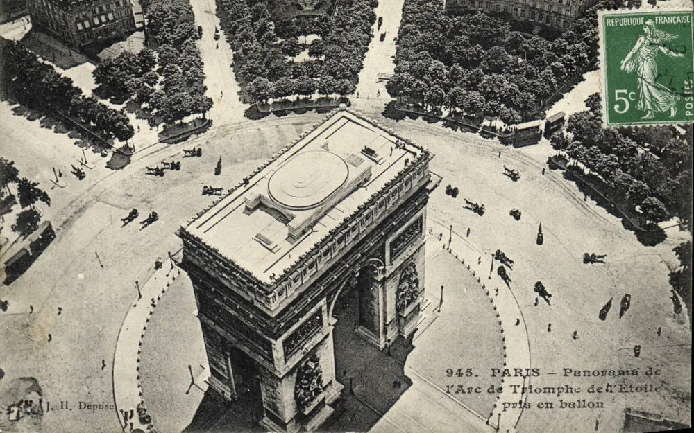 Paris – Panorama des Arc de Triomphe de l’Étoile vom Ballon ausgenommen — J. H. Dépose, n° 945 - Vorderseite