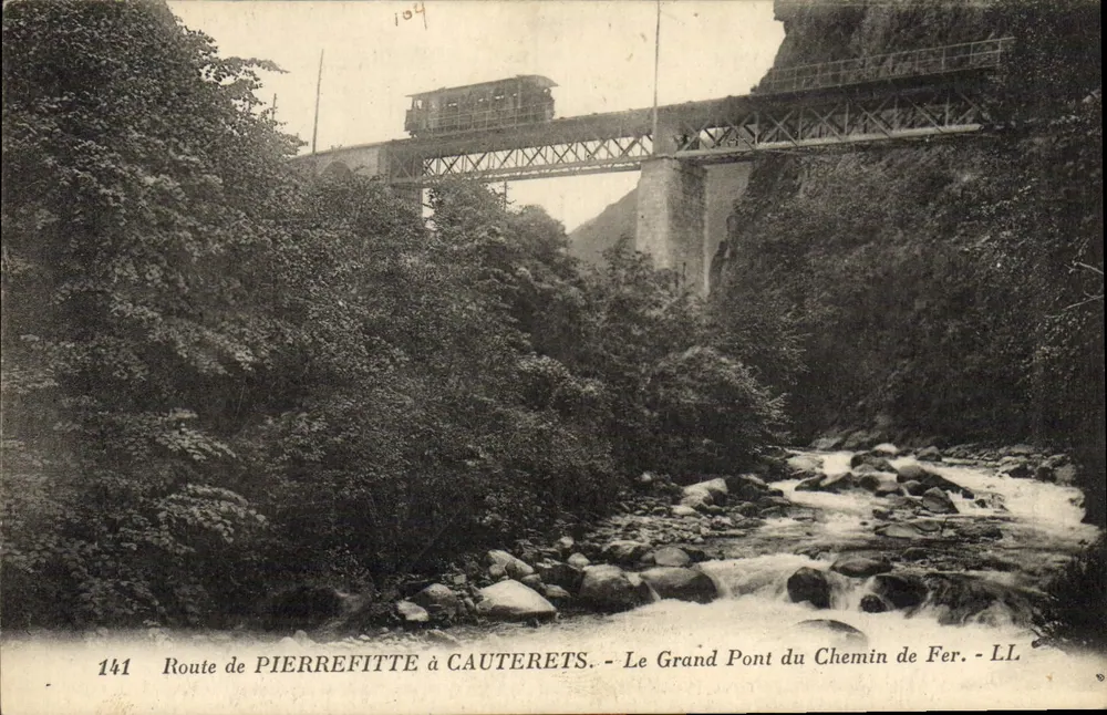 Route von PIERREFITTE nach CAUTERETS — Der Große Brücke der Eisenbahn — LL - Vorderseite
