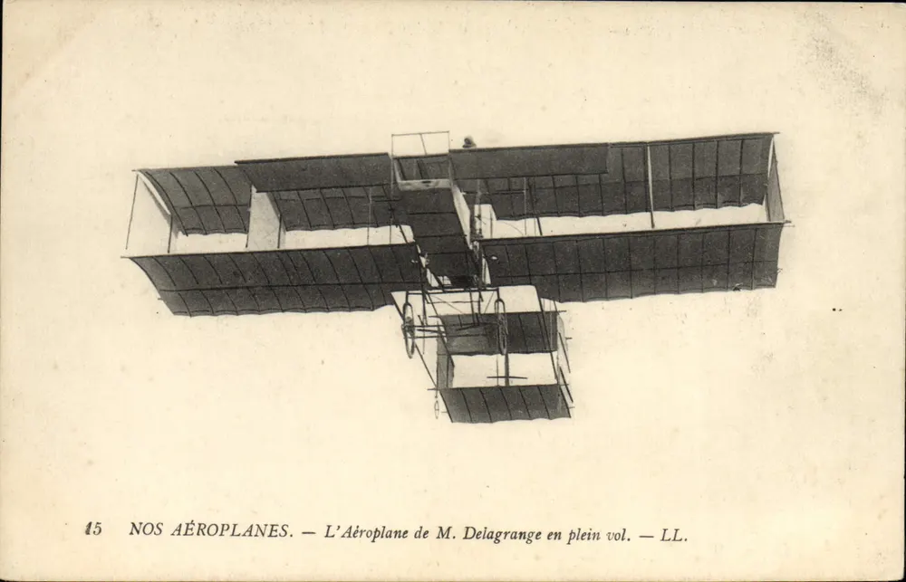 Der Flugzeug von Herrn Delagrange in voller Flug — LL. — UNSERE FLUGZEUGE — n°45 - Vorderseite