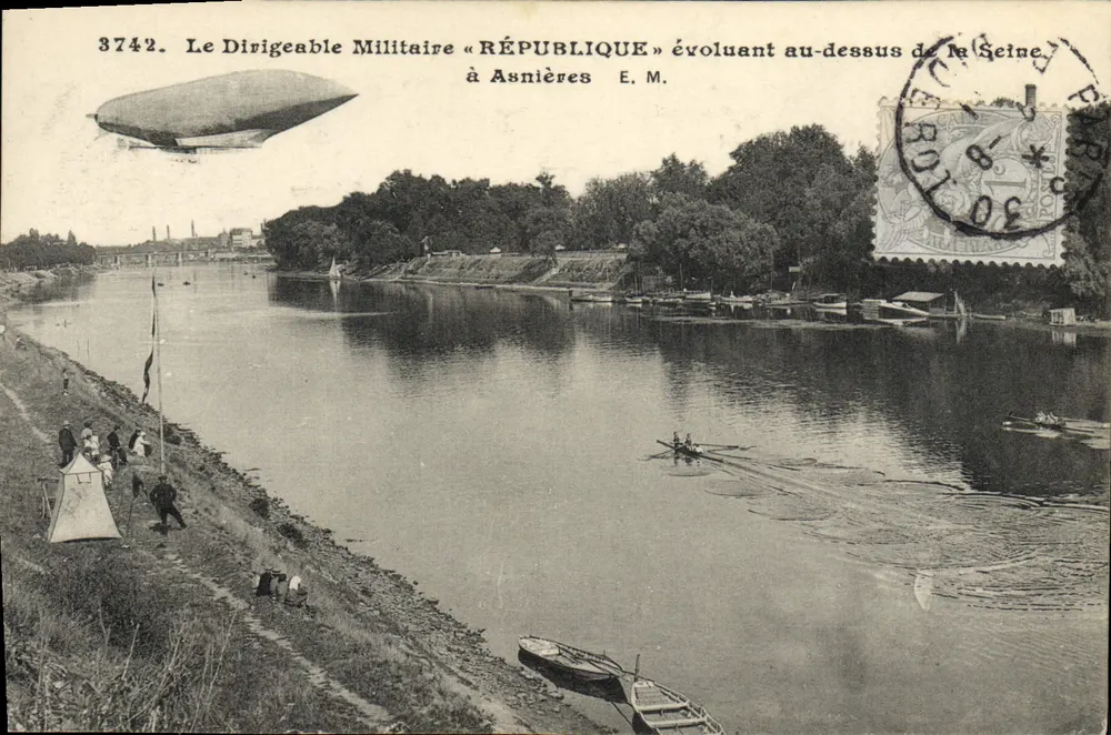 Das Militärdirigible « RÉPUBLIQUE », das über die Seine in Asnières fliegt — E.M. n°3742 - Vorderseite