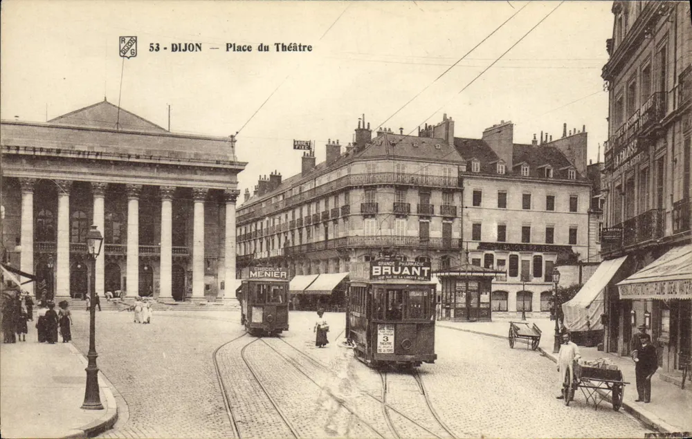 Dijon — Place du Théâtre — editor R. Pite - Frente