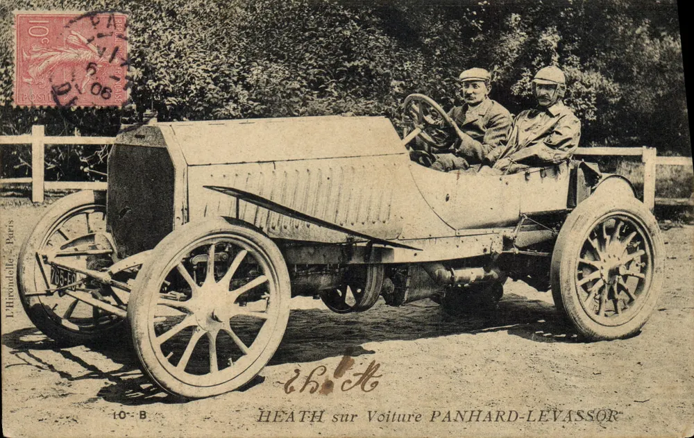 Panhard-Levassor-Wagen — Heath — L'Hirondelle, Paris - Vorderseite