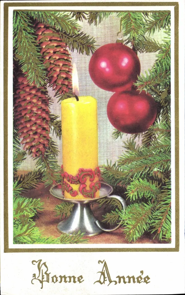 Natal — Velas amarelas e decorações — Carta postal - Frente