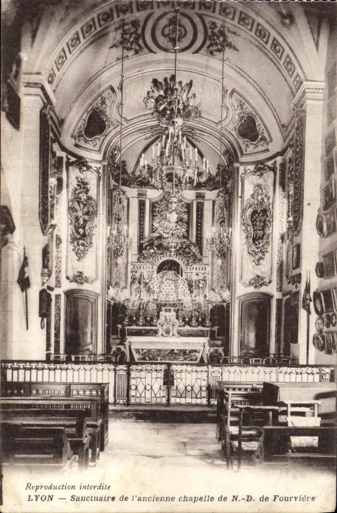 Heiligtum der alten Kapelle Notre-Dame de Fourvière — Lyon — Verlag unbekannt - Vorderseite