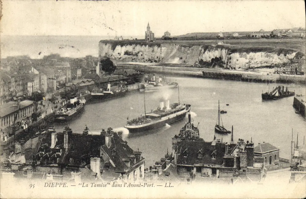 Dieppe — "La Tamise" im Vorhafen — LL. n°95 - Vorderseite