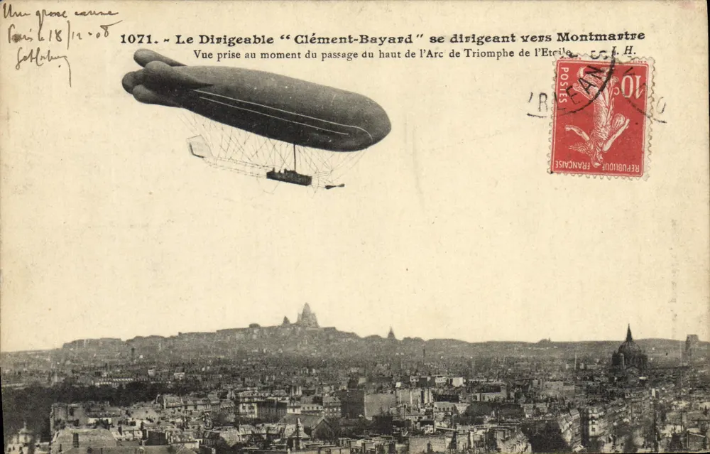 Luftschiff "Clément-Bayard" — Über dem Arc de Triomphe — J. Hauser, phot.-edit., Paris, n° 1071 - Vorderseite