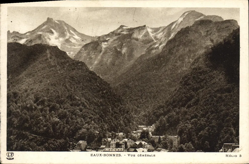 Eaux-Bonnes - Vista Geral — Hélio 5 - Frente