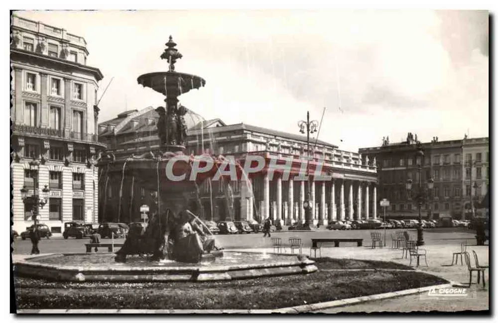 Place de la Comédie — Bordeaux — editor La Cigoche, n° 33.063.21 - Frente