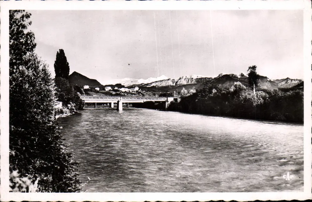 Die Arve am Etrembières-Brücke — Annemasse — Réal-Photo, Clé Arts Pléomécán, 44 r. Le Tellier, Paris - Vorderseite