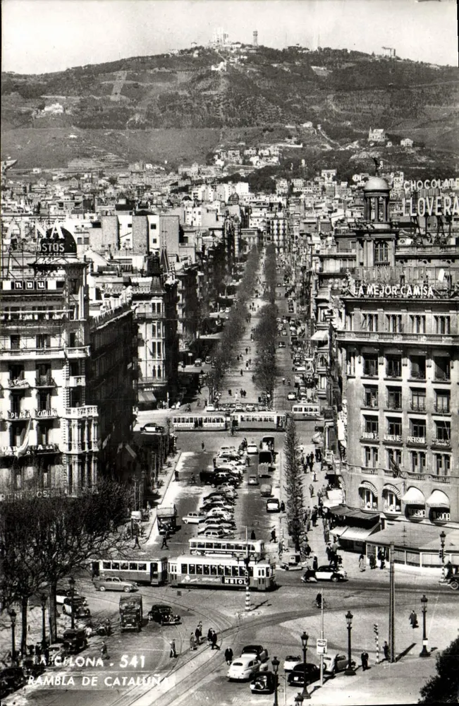 Barcelona - Rambla de Catalunya — vista panorâmica — editor desconhecido, n° 541 - Frente