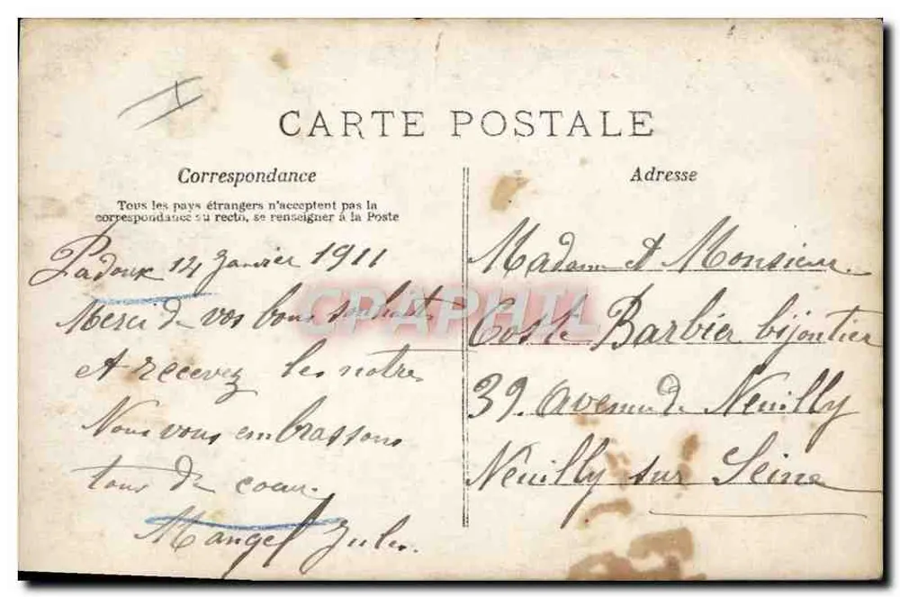 Zwei Kinder in einem goldenen Kinderwagen — Straßenszene mit 10-Cent-Stempel — Verlag A. Plauss, n° 492 - Rückseite