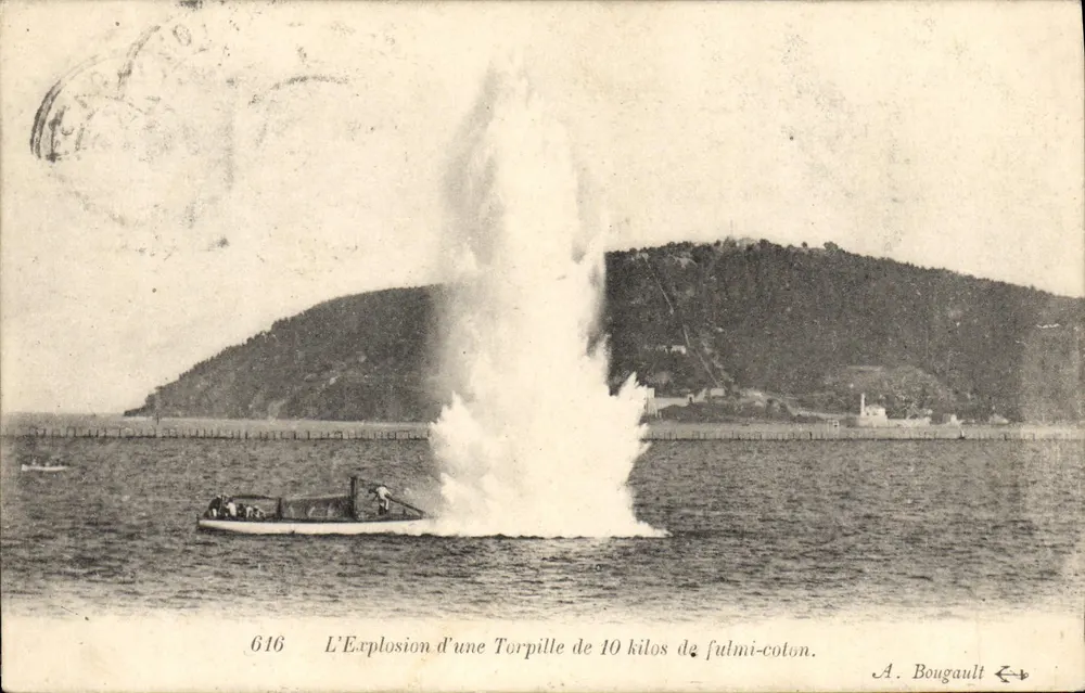 Explosion einer 10 kg Fulmi-Kohlenstoff-Torpedos — A. Bougault, n° 616 - Vorderseite