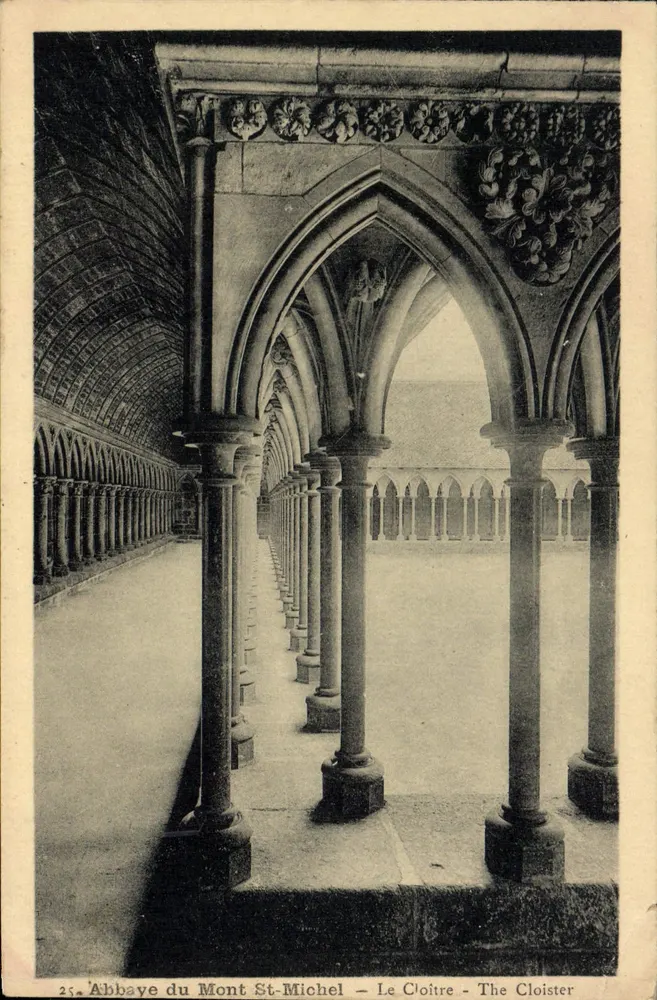 Abadia do Monte Santo Michel — O Claustro — The Cloister — n°25a - Frente