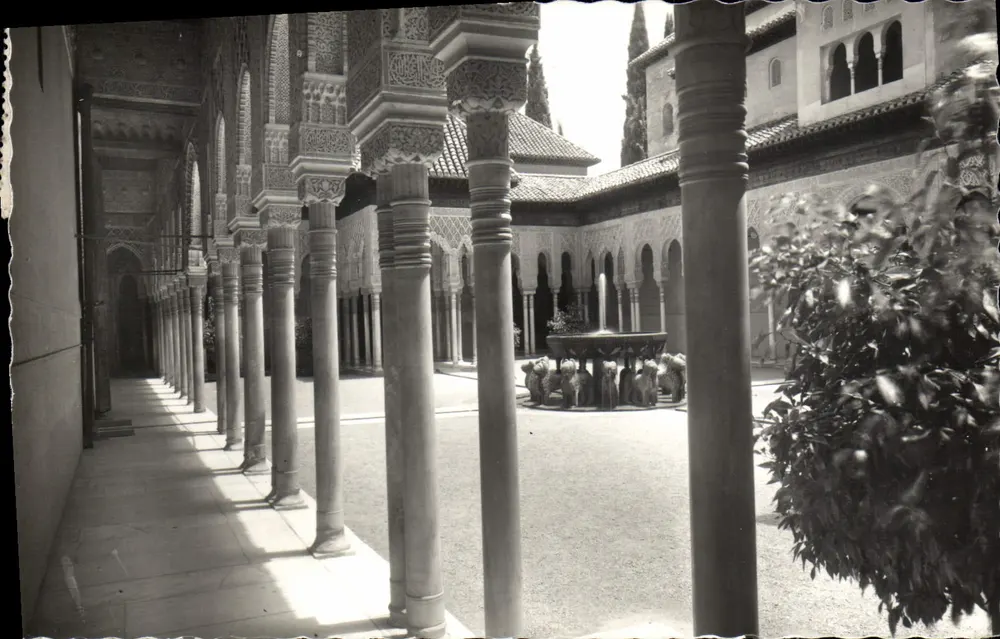 Alhambra — Cour des Lions — Garcia y Garcia, n°47 - Voorkant
