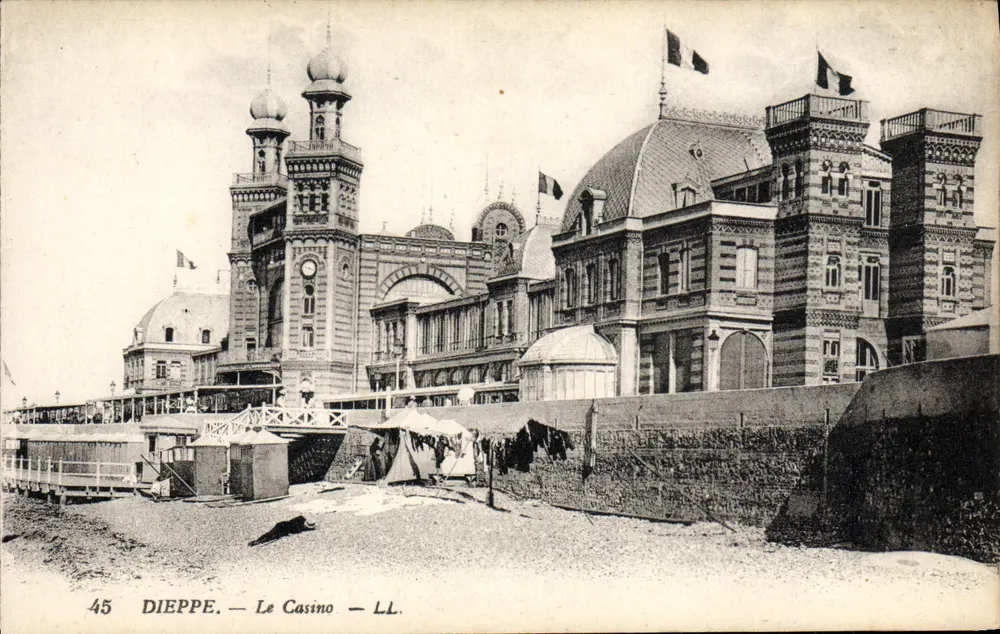 Dieppe — O Casino — LL. - Frente