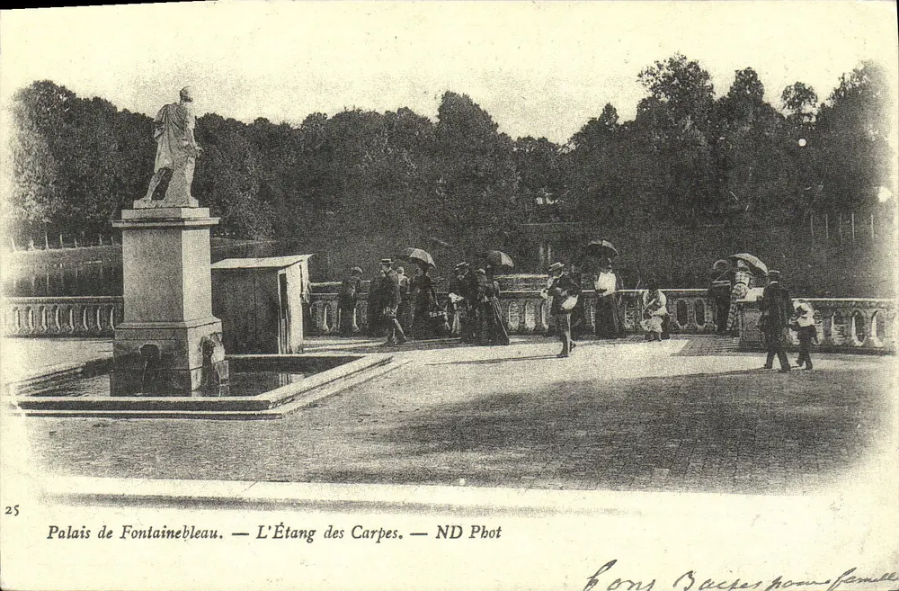 Schloss Fontainebleau — Teich der Karpfen — ND Pbot - Vorderseite