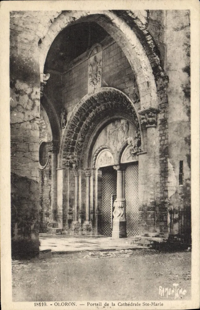 Oloron — Portal der Kathedrale Ste-Marie — Ramuntine - Vorderseite
