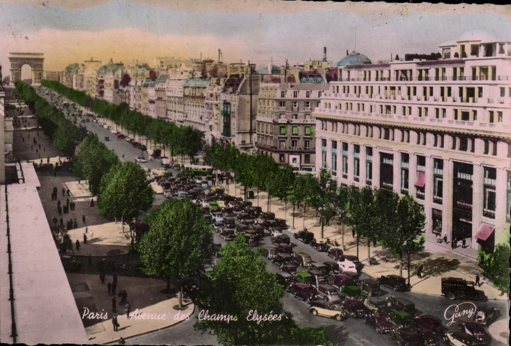 Paris — Avenida dos Campos-Élisée — Gany - Frente
