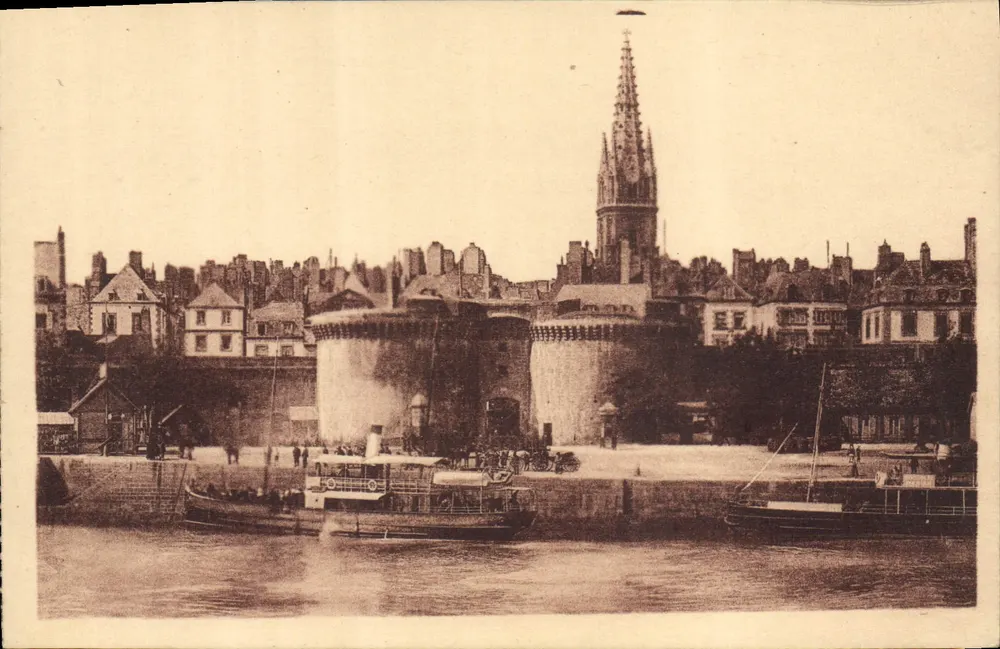 Saint-Malo — Die Quais und die Grande Porte — Éditions Lévy et Secrétieux - Vorderseite