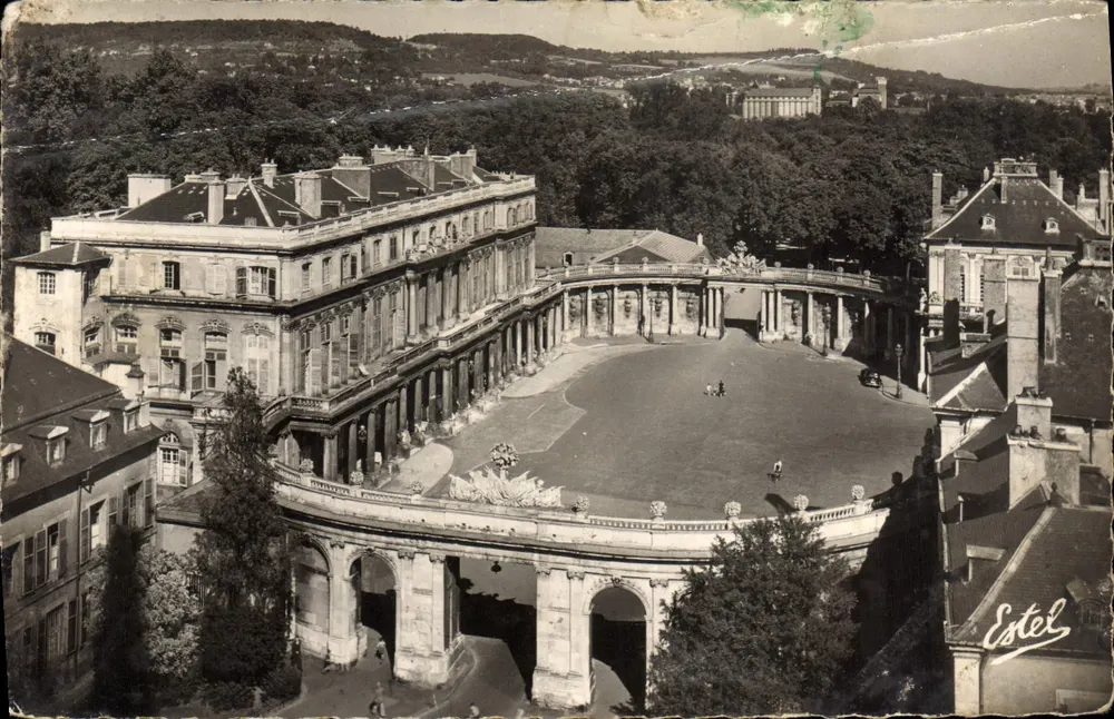 Nancy — L'Hémicycle de la Place de la Carrière — Estel - Vorderseite