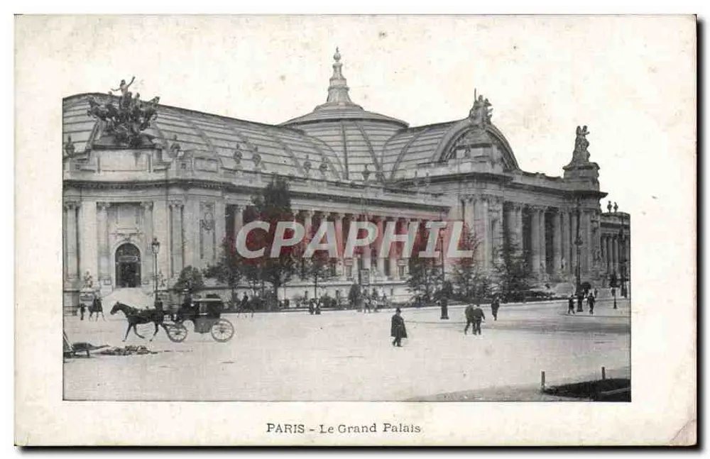 PARIS - O Grande Palácio — vista externa — editor não visível - Frente