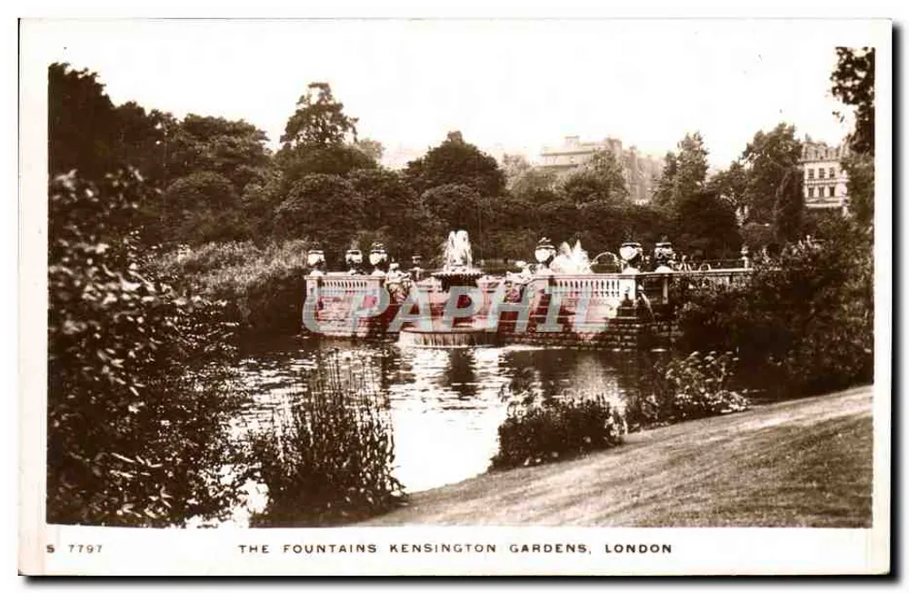 Die Fontänen von Kensington Gardens — London — Kingsway Real Photo Series n° 7797 - Vorderseite