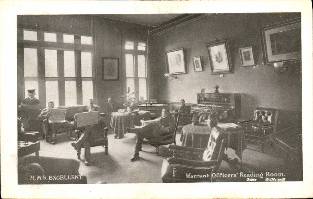 H.M.S. EXCELLENT — Lesesaal der Offiziere und Mannschaften — Verlag Wellington Series - Vorderseite