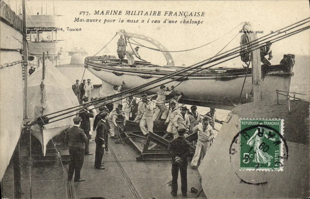 Manöver zur Aussetzung einer Kutterboote — Marine Militaire Française — Imprimerie Depostaire, Toulon - Vorderseite