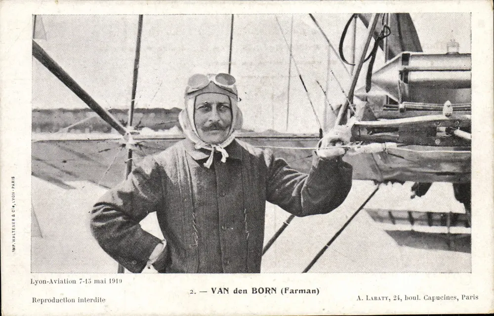 Pilote Van den Born — Farman — Lyon-Aviação 7-15 de maio de 1910 — IMP. WALTERER & CIE, LYON-PARIS - Frente