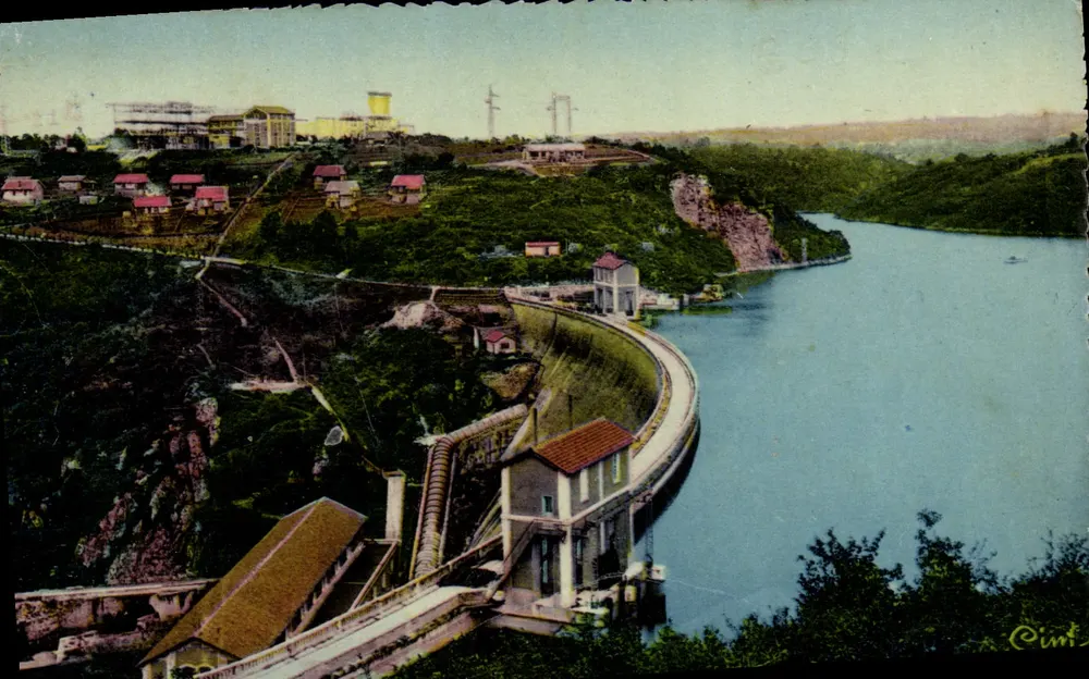Éguzon (Indre) — O barragem vista de cima — Editor C. Magon - Frente