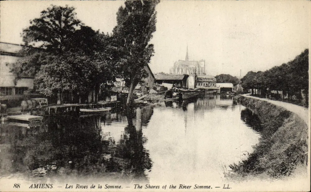 Amiens — As margens do rio Somme — LL. - Frente