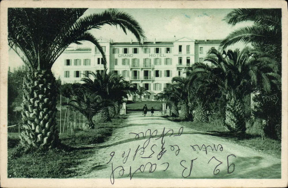Grand Hôtel Sainte-Maxime — Var — editor Patras, número de série não visível - Frente