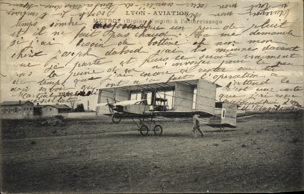 Lyon - Luftfahrt — Métrot (Voisin-Doppeldecker) beim Landen — unbekannter Verlag - Vorderseite