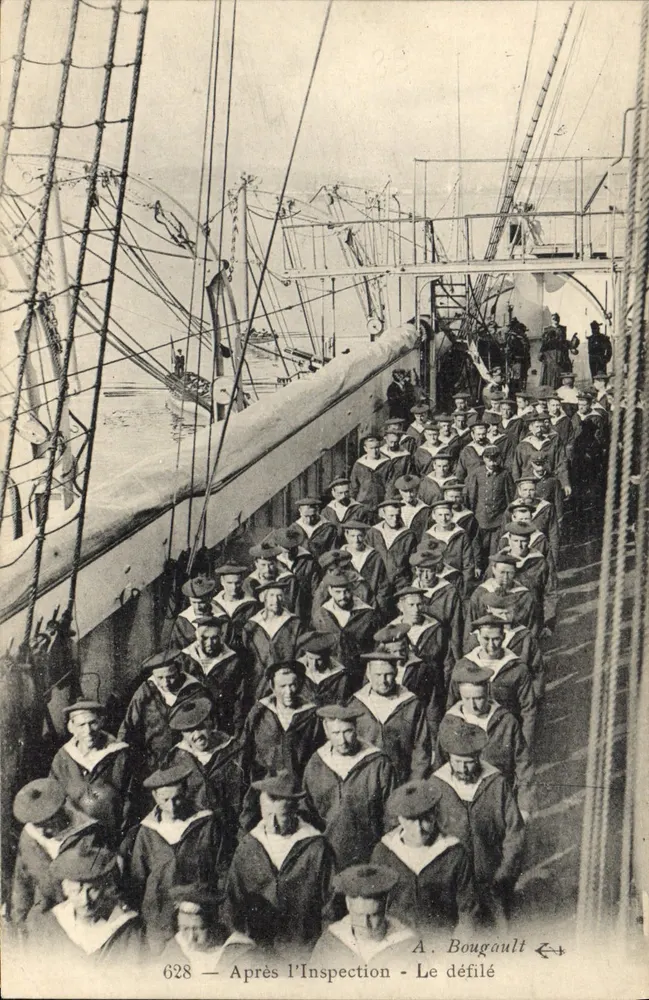 Desfile de marinheiros após a inspeção — A. Bougault n°628 - Frente