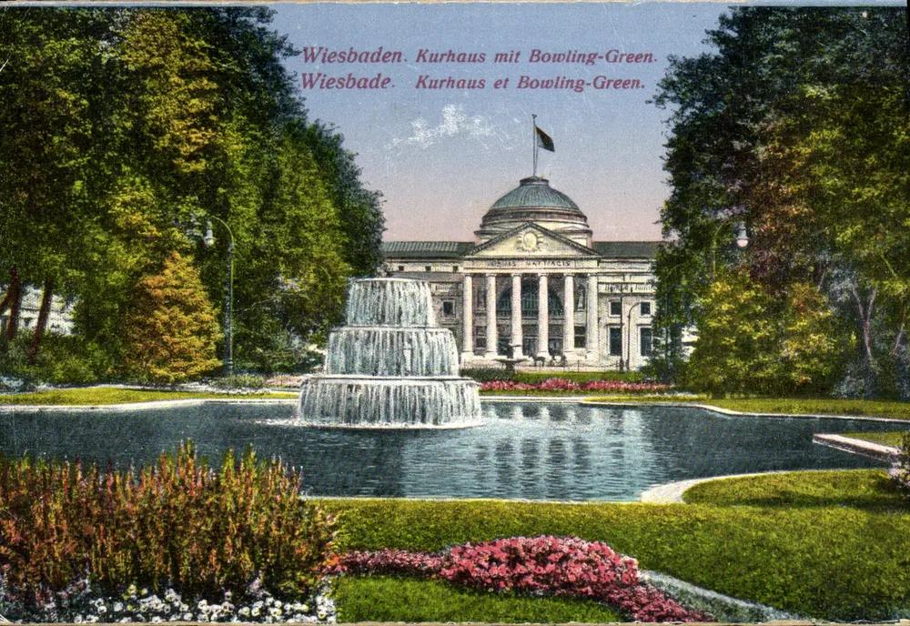 Wiesbaden. Kurhaus mit Bowling-Green — vue du Kurhaus et de la fontaine — éditeur non visible - Recto
