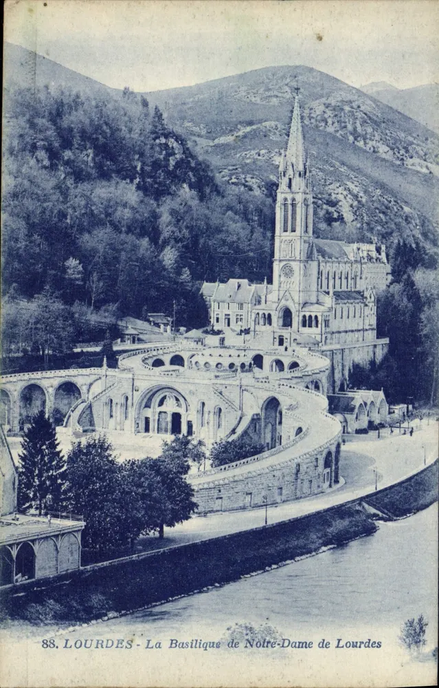 Lourdes - Basilika der Jungfrau von Lourdes — G. Artaud, n°88 - Vorderseite