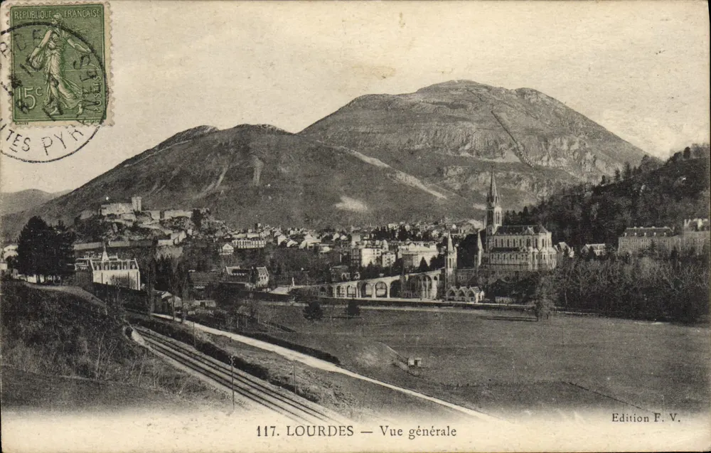 Lourdes — Vista geral — Edição F. V. - Frente